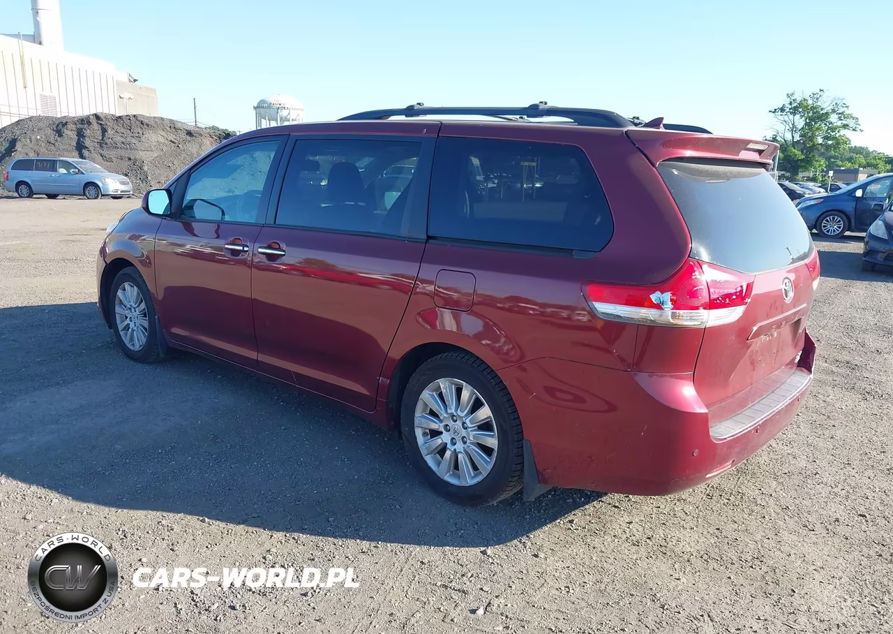 2011 Toyota Sienna Xle VIN:5TDDK3DC4BS022231 - 3