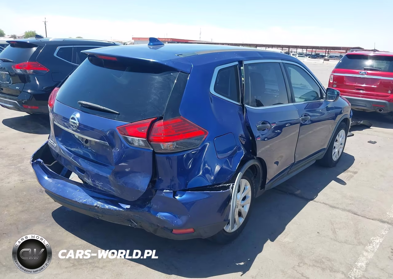 2017 Nissan Rogue S VIN:JN8AT2MTXHW135334 - 4