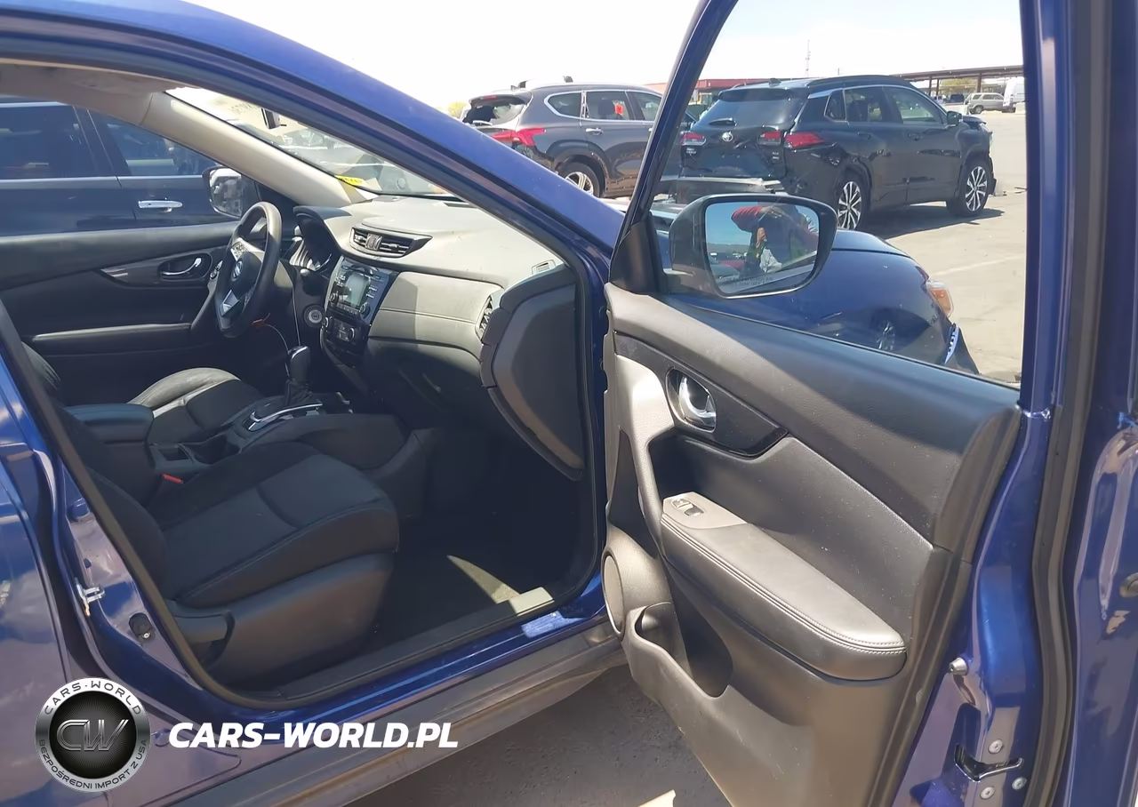 2017 Nissan Rogue S VIN:JN8AT2MTXHW135334 - 5