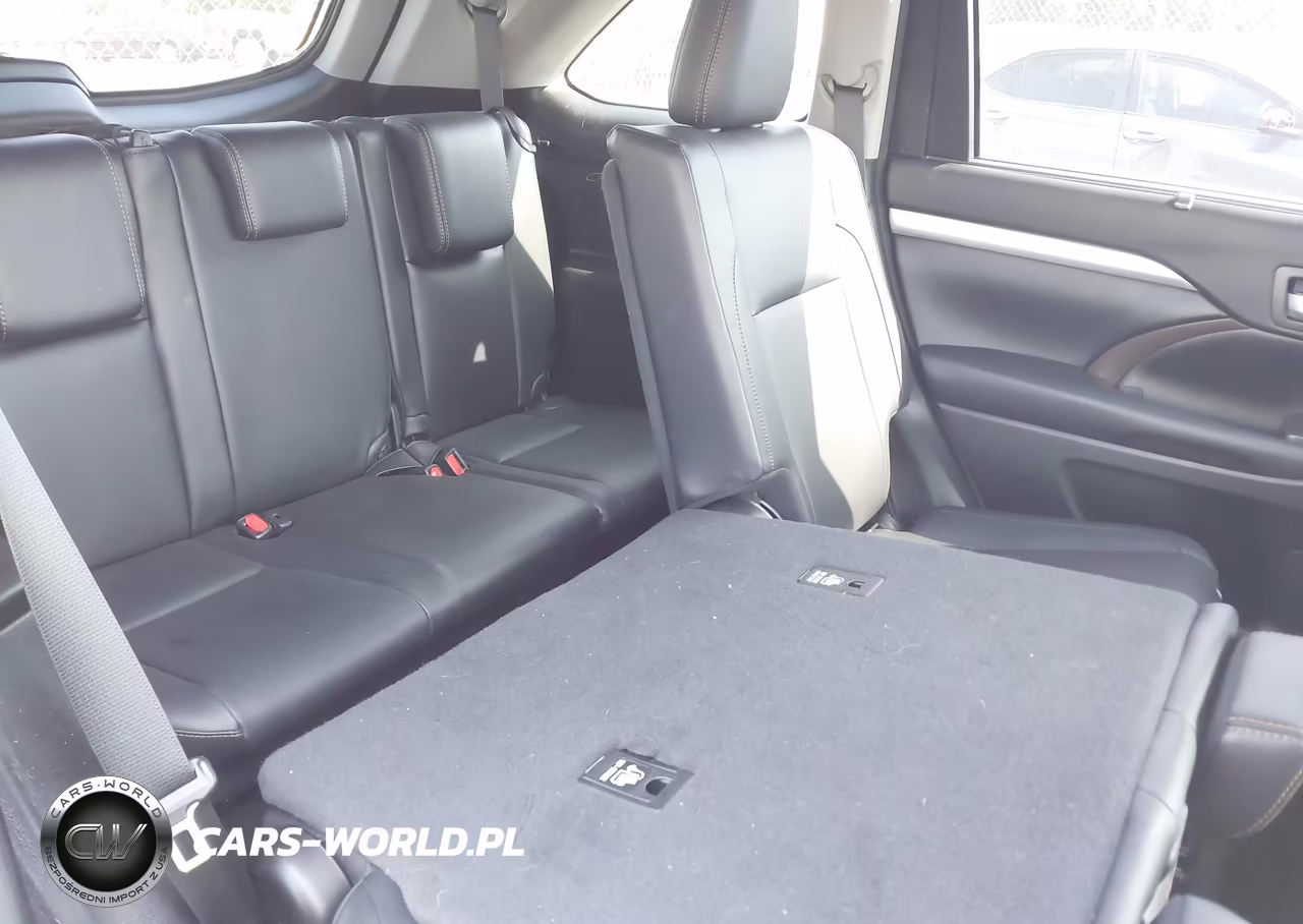 2018 Toyota Highlander Xle VIN:5TDJZRFH7JS835569 - 8