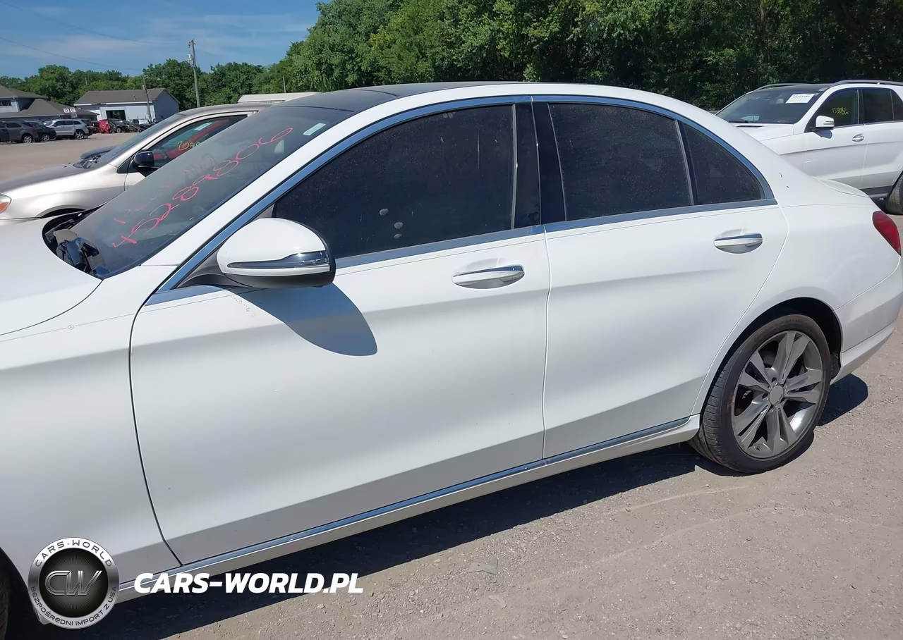 2016 Mercedes-Benz C 300 4Matic VIN:WDDWF4KB6GR164511 - 14