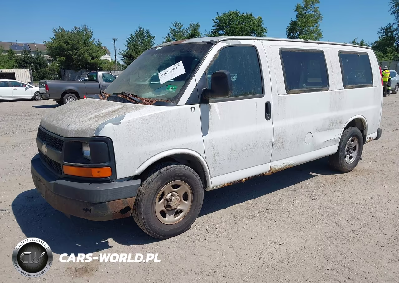 2007 Chevrolet Express Work Van VIN:1GCFG15X371174666 - 2