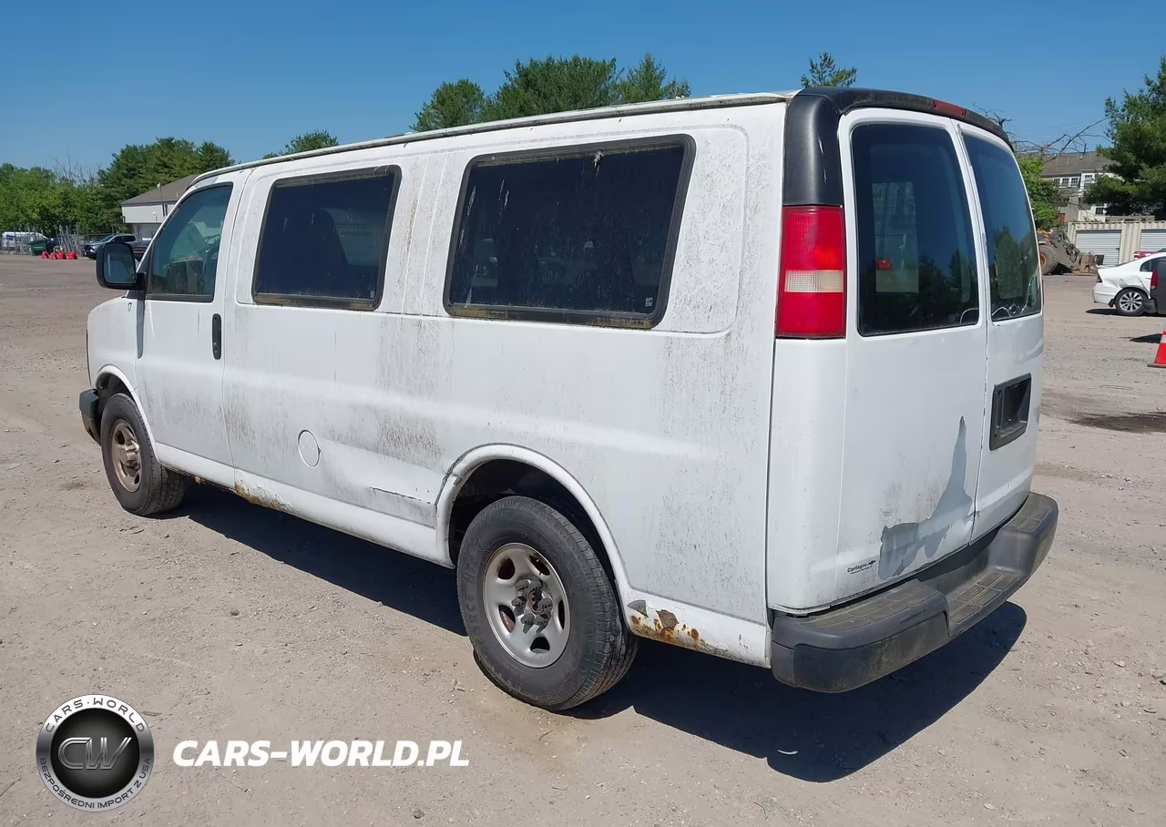 2007 Chevrolet Express Work Van VIN:1GCFG15X371174666 - 3