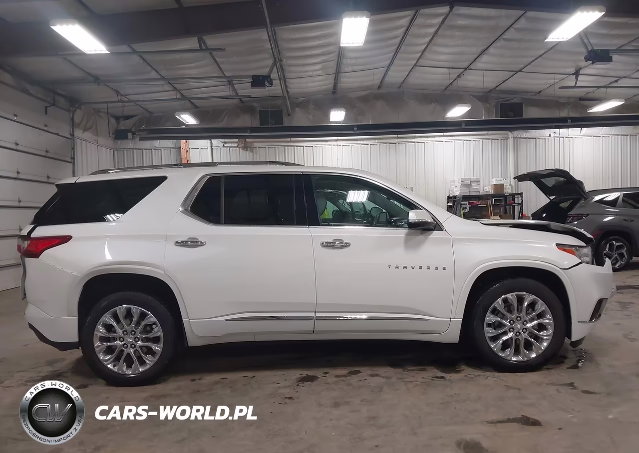 2021 Chevrolet Traverse Awd Premier VIN:1GNEVKKW6MJ131056 - 13