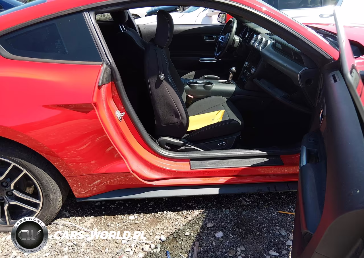 2018 Ford Mustang Ecoboost VIN:1FA6P8THXJ5106021 - 5