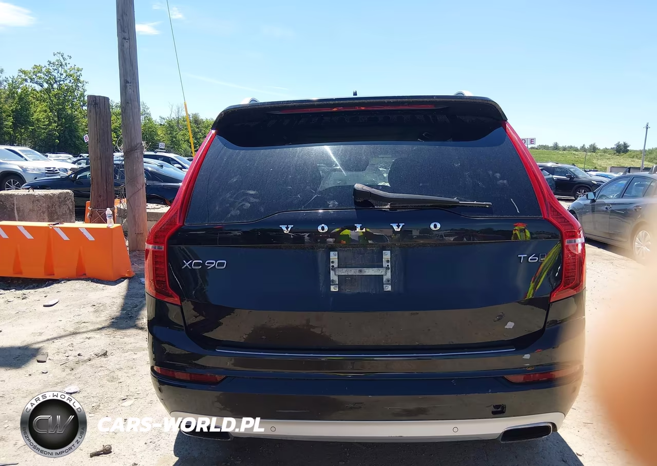 2018 Volvo Xc90 T6 Momentum VIN:YV4A22PK3J1194341 - 17