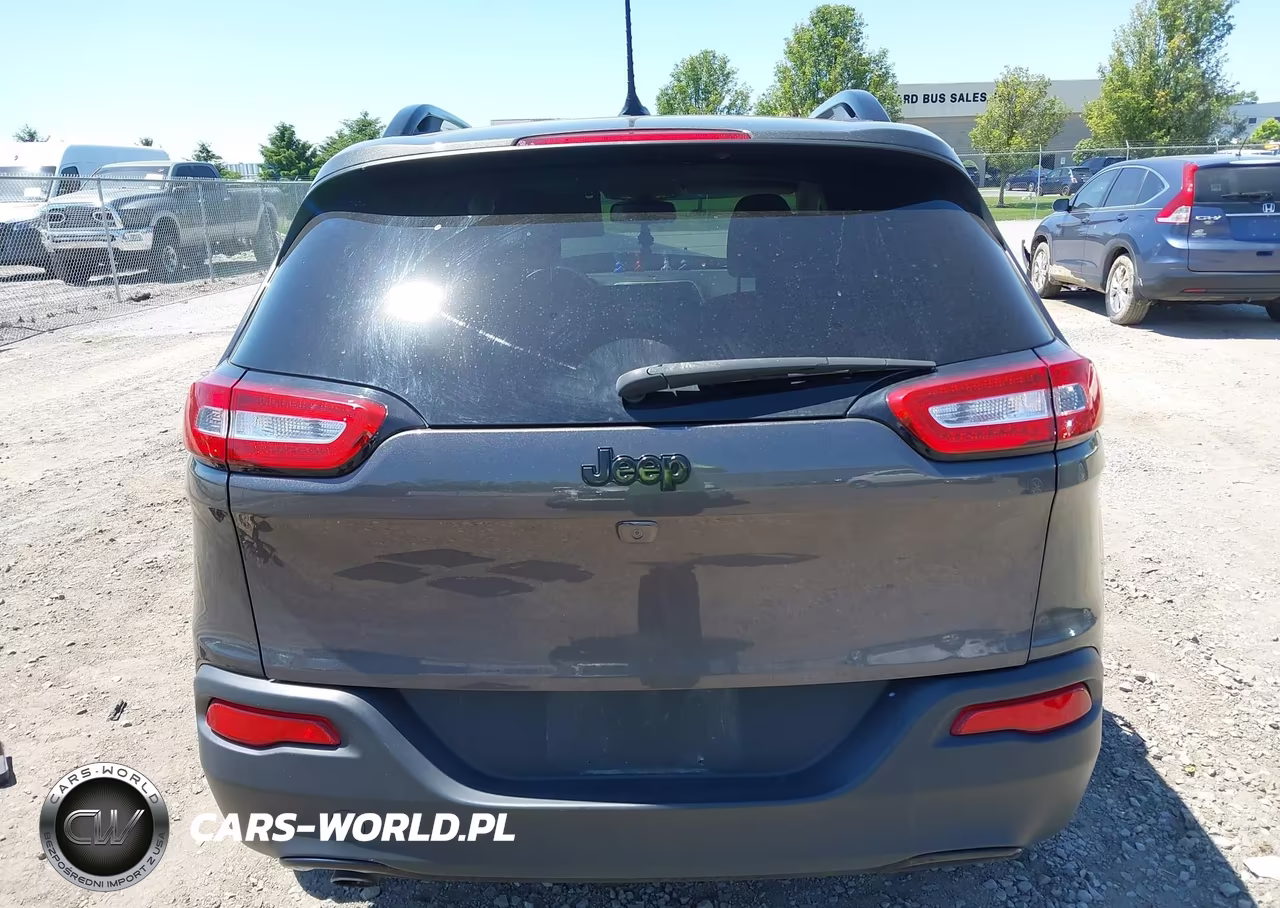 2018 Jeep Cherokee Latitude Fwd VIN:1C4PJLCB2JD620675 - 16