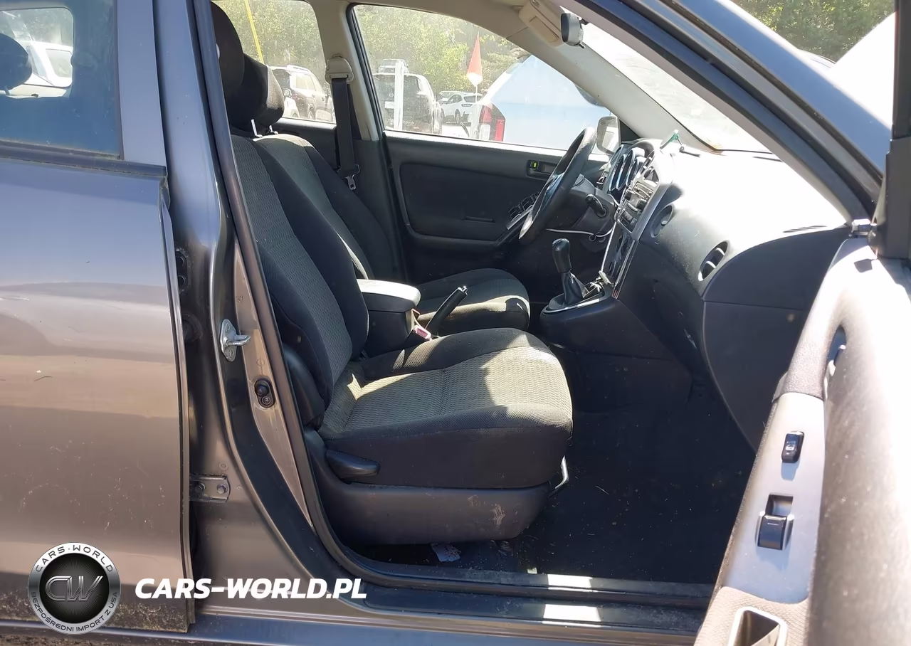 2007 Toyota Matrix VIN:2T1KR32E17C666356 - 5
