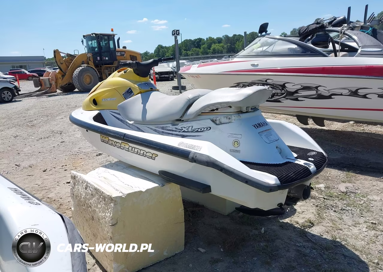 2004 Yamaha Waverunner Xl700 VIN:YAMA2535J304 - 3
