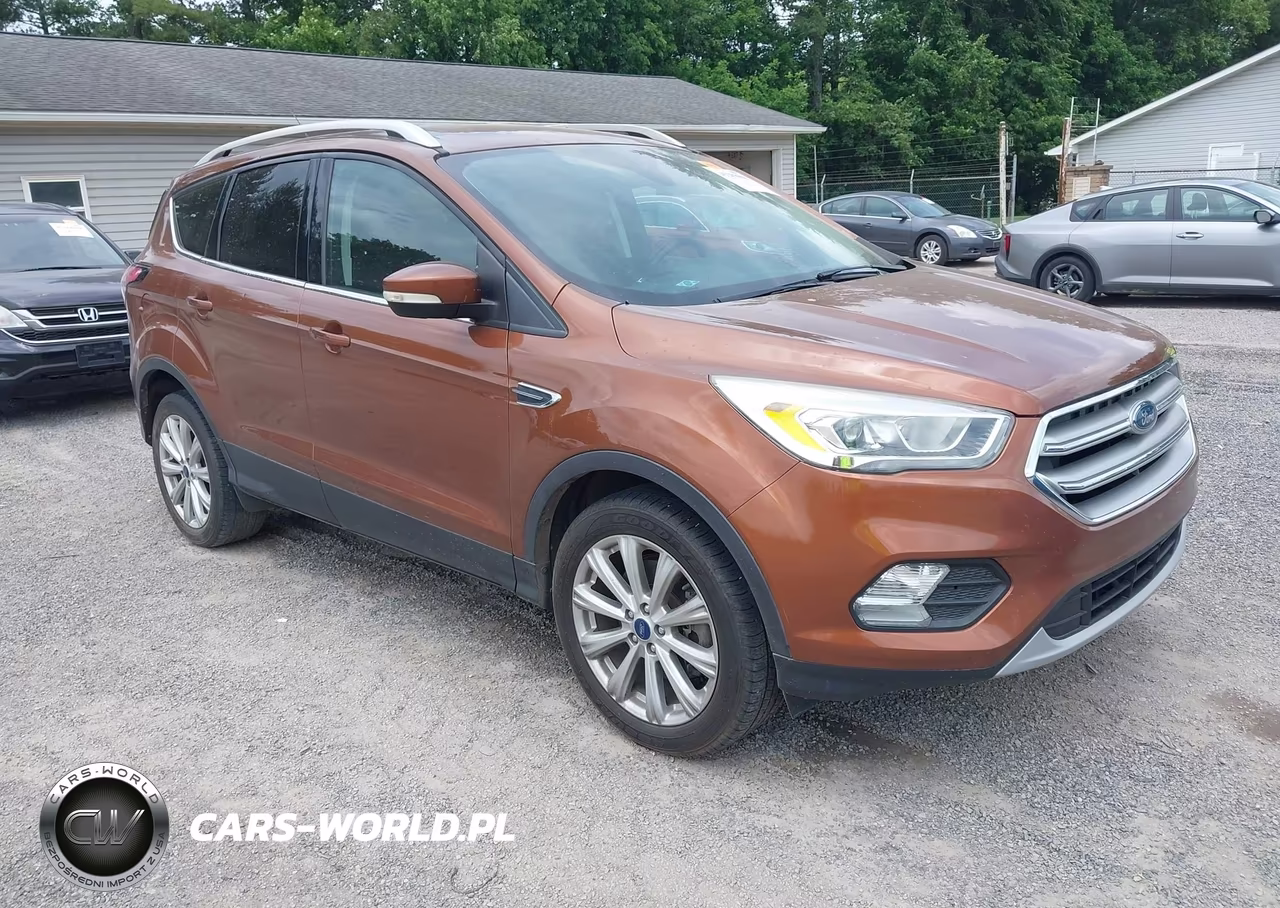 2017 Ford Escape Titanium – zdjęcie 1 z 17