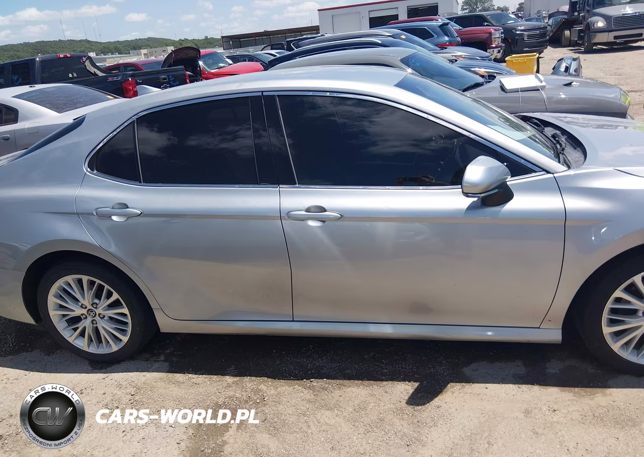 2020 Toyota Camry Xle VIN:4T1F11AK4LU941215 - 13