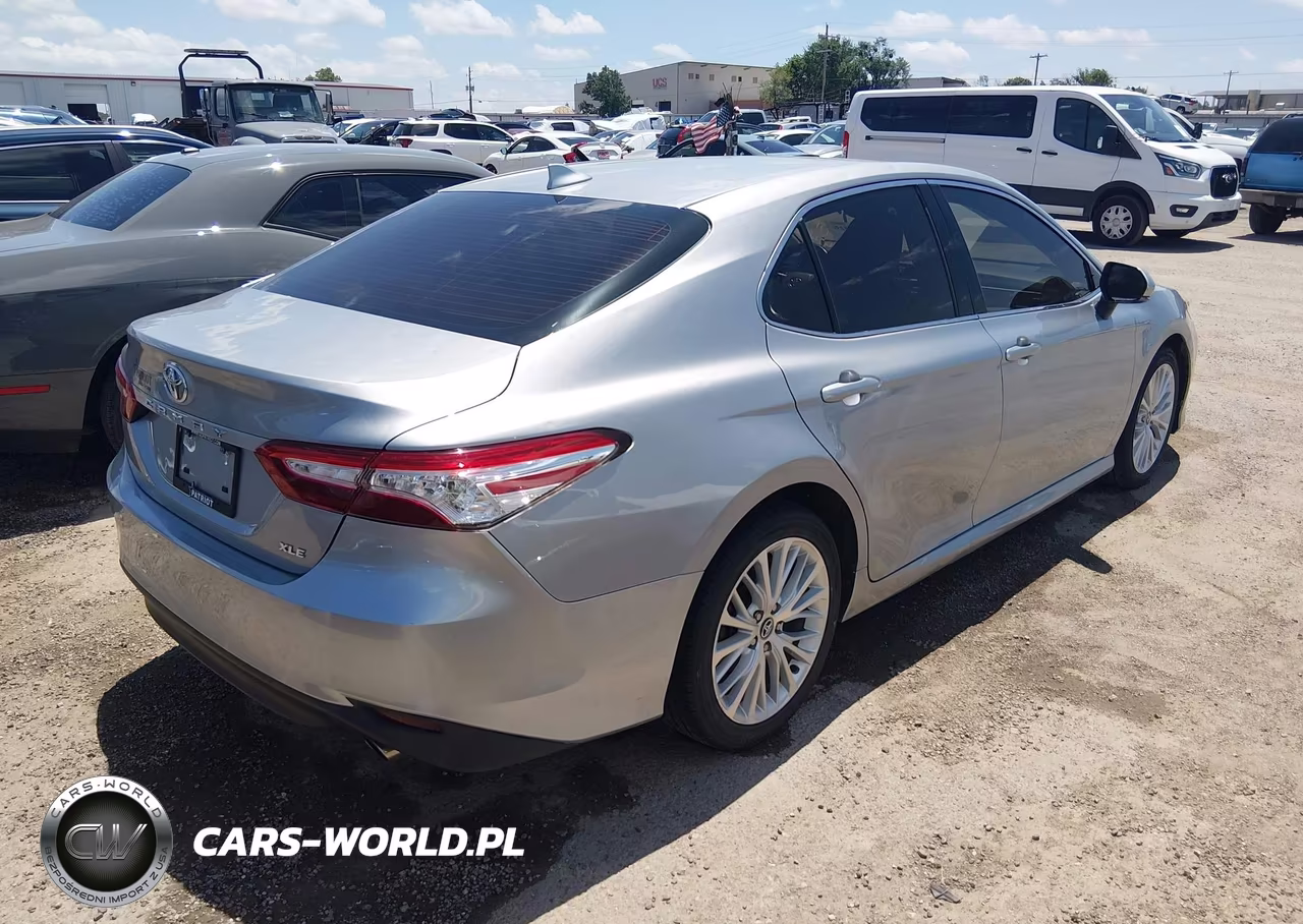 2020 Toyota Camry Xle VIN:4T1F11AK4LU941215 - 4