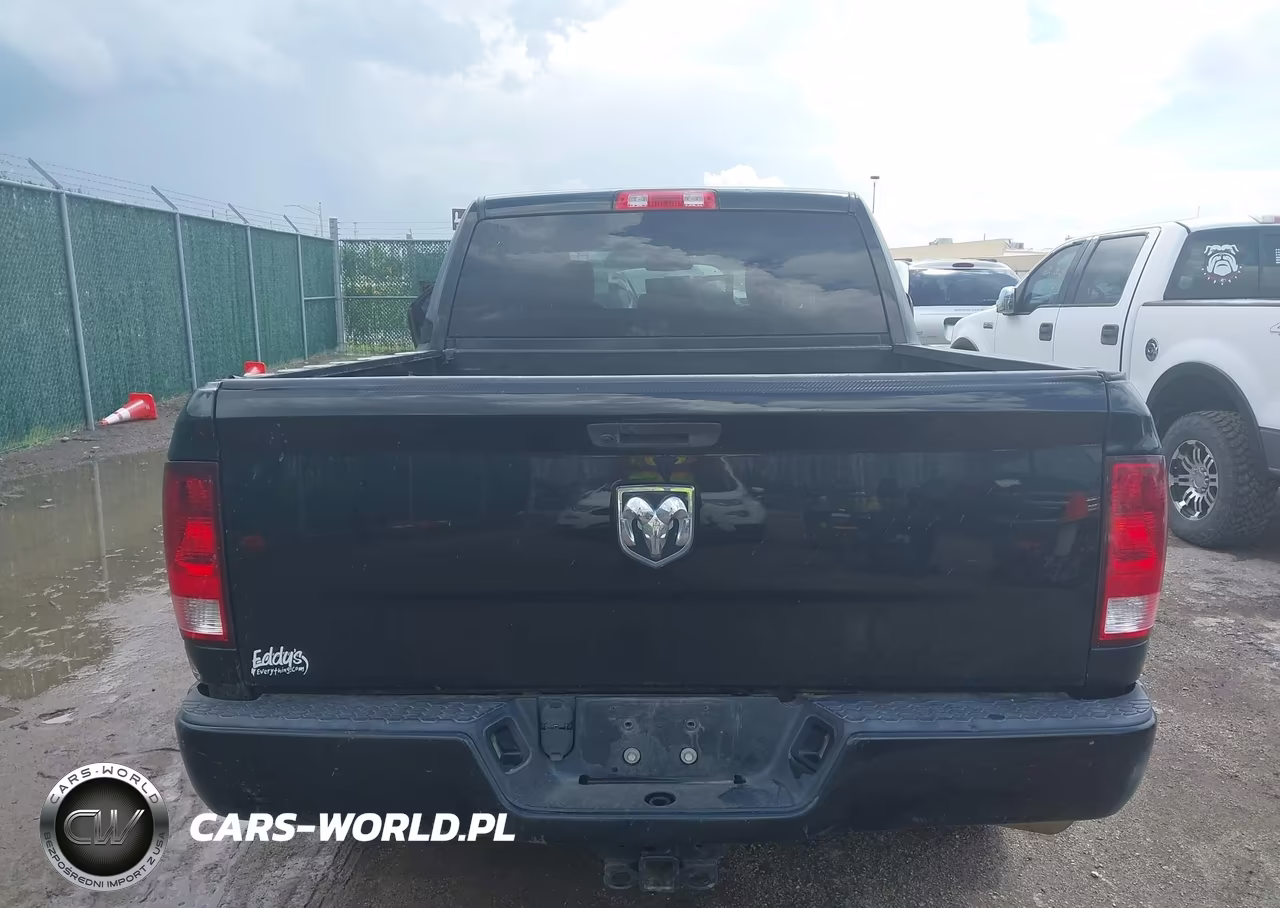 2020 Ram 1500 Classic Tradesman 4X2 5'7 Box VIN:1C6RR6KT9LS158666 - 17