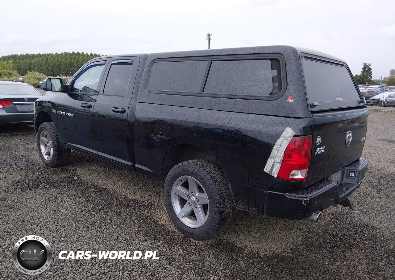 2012 Ram 1500 Sport VIN:1C6RD7HT0CS275807 - 3