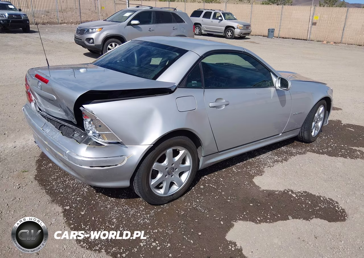 2002 Mercedes-Benz Slk 230 Kompressor VIN:WDBKK49F32F260649 - 4