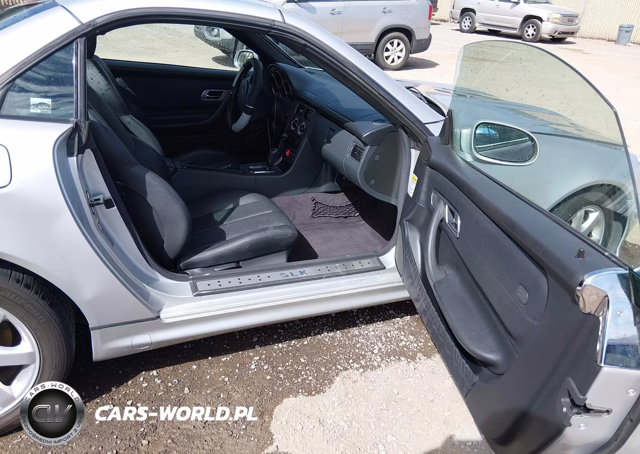 2002 Mercedes-Benz Slk 230 Kompressor VIN:WDBKK49F32F260649 - 5