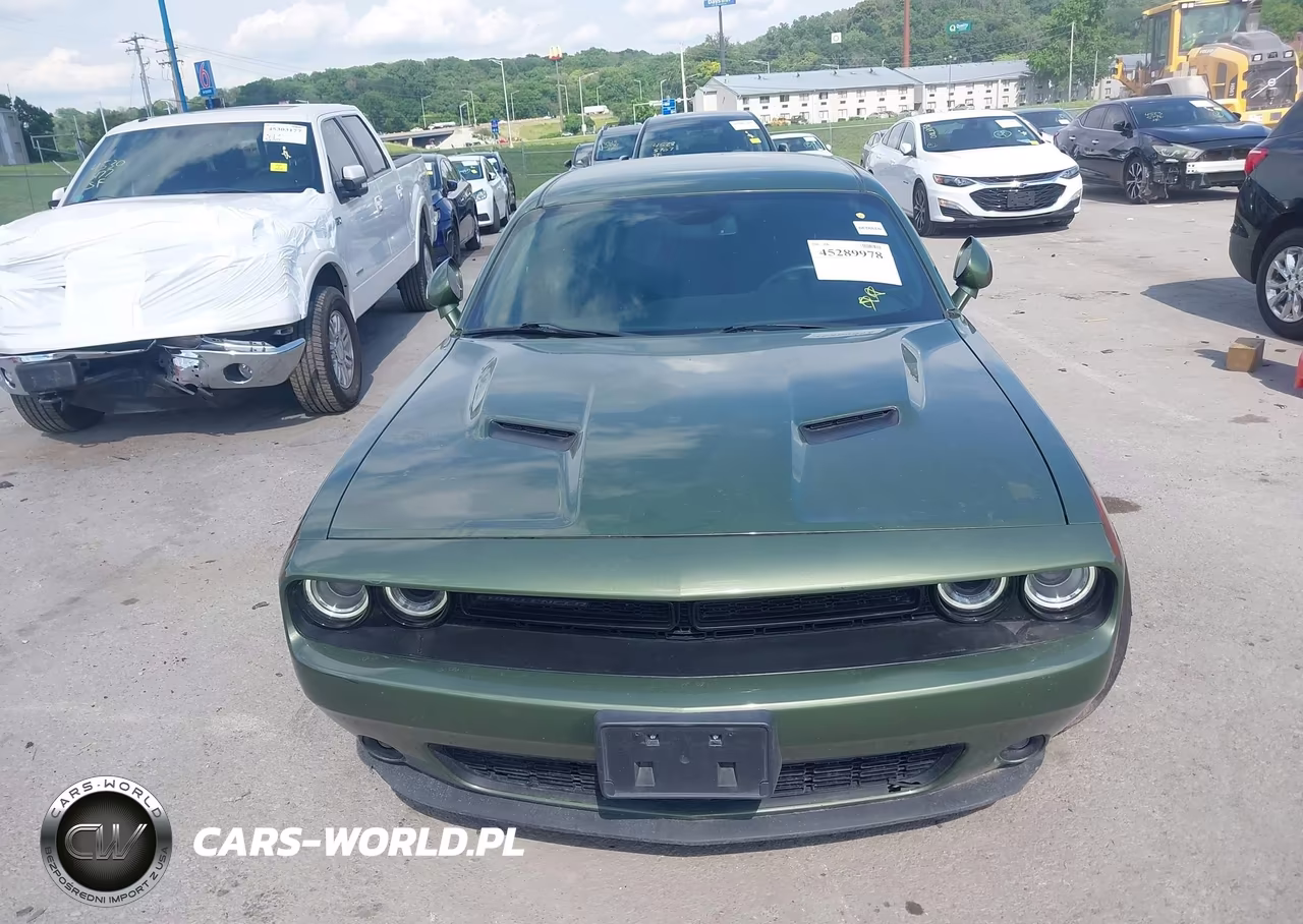 2018 Dodge Challenger Sxt VIN:2C3CDZAG1JH305929 - 12