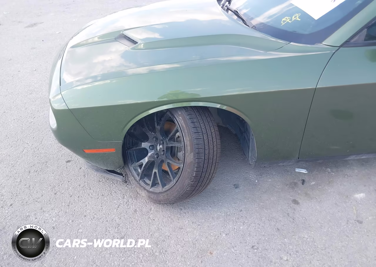2018 Dodge Challenger Sxt VIN:2C3CDZAG1JH305929 - 6