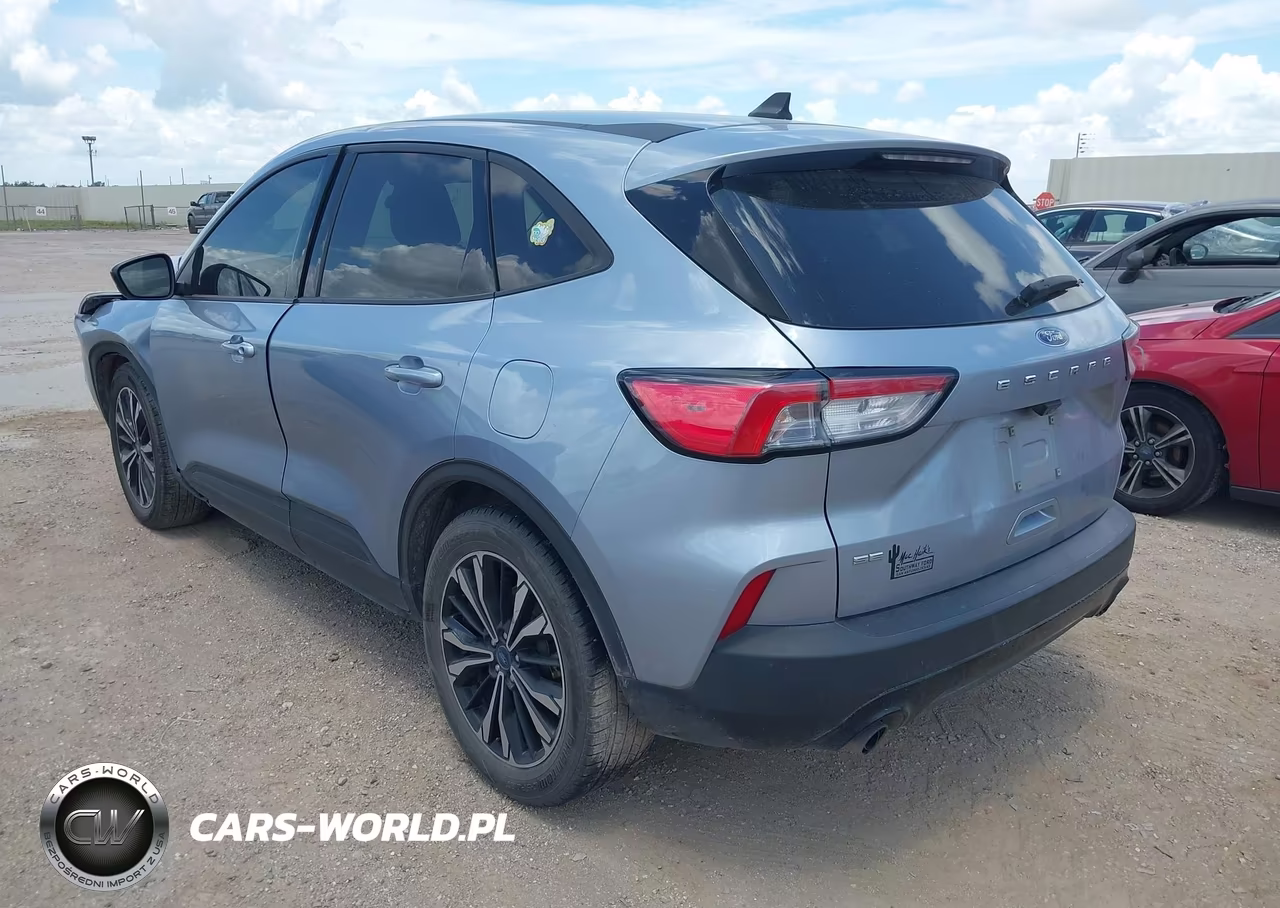 2022 Ford Escape Se VIN:1FMCU0G67NUB90676 - 3