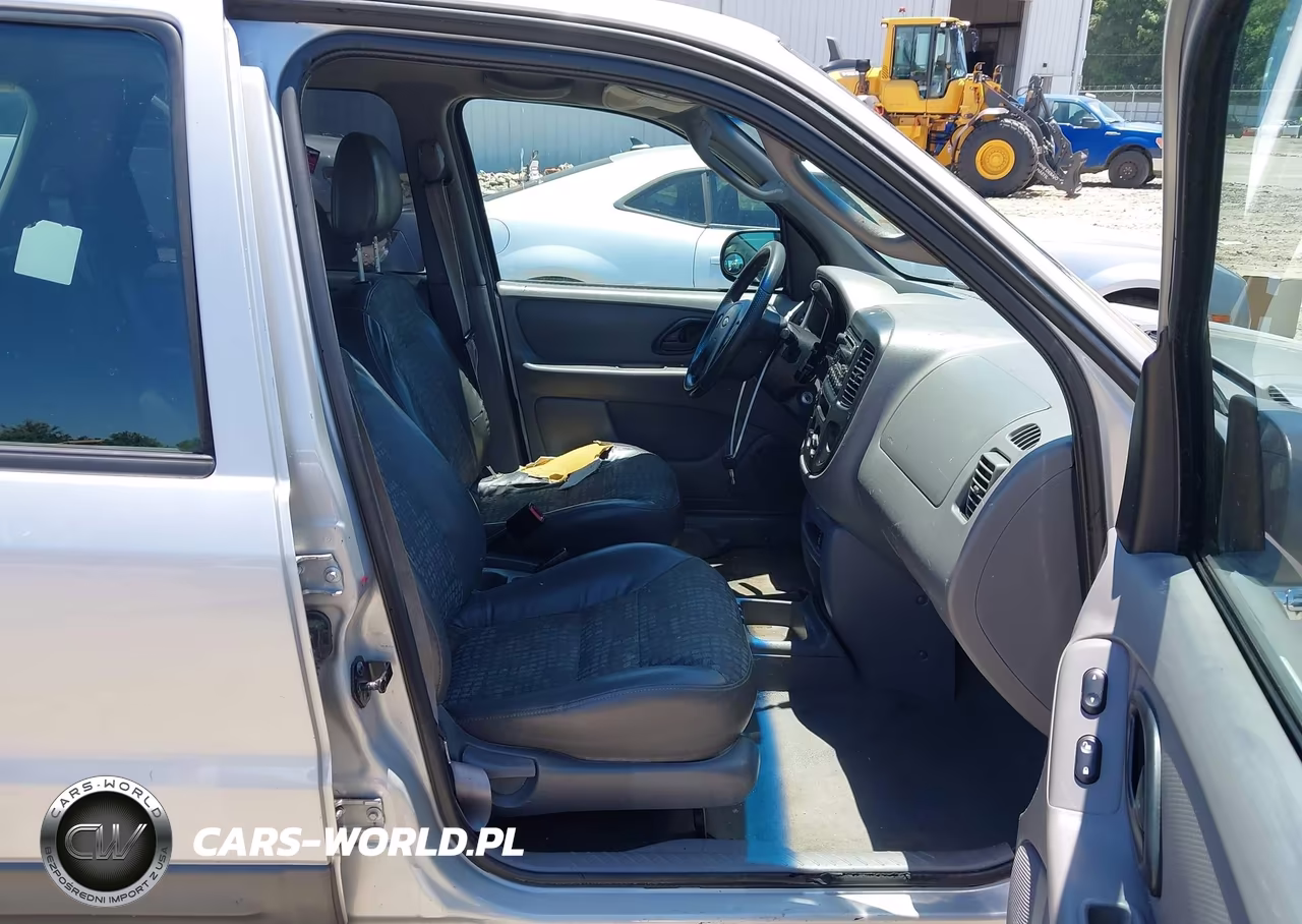2002 Ford Escape Xls VIN:1FMYU01152KA70448 - 5