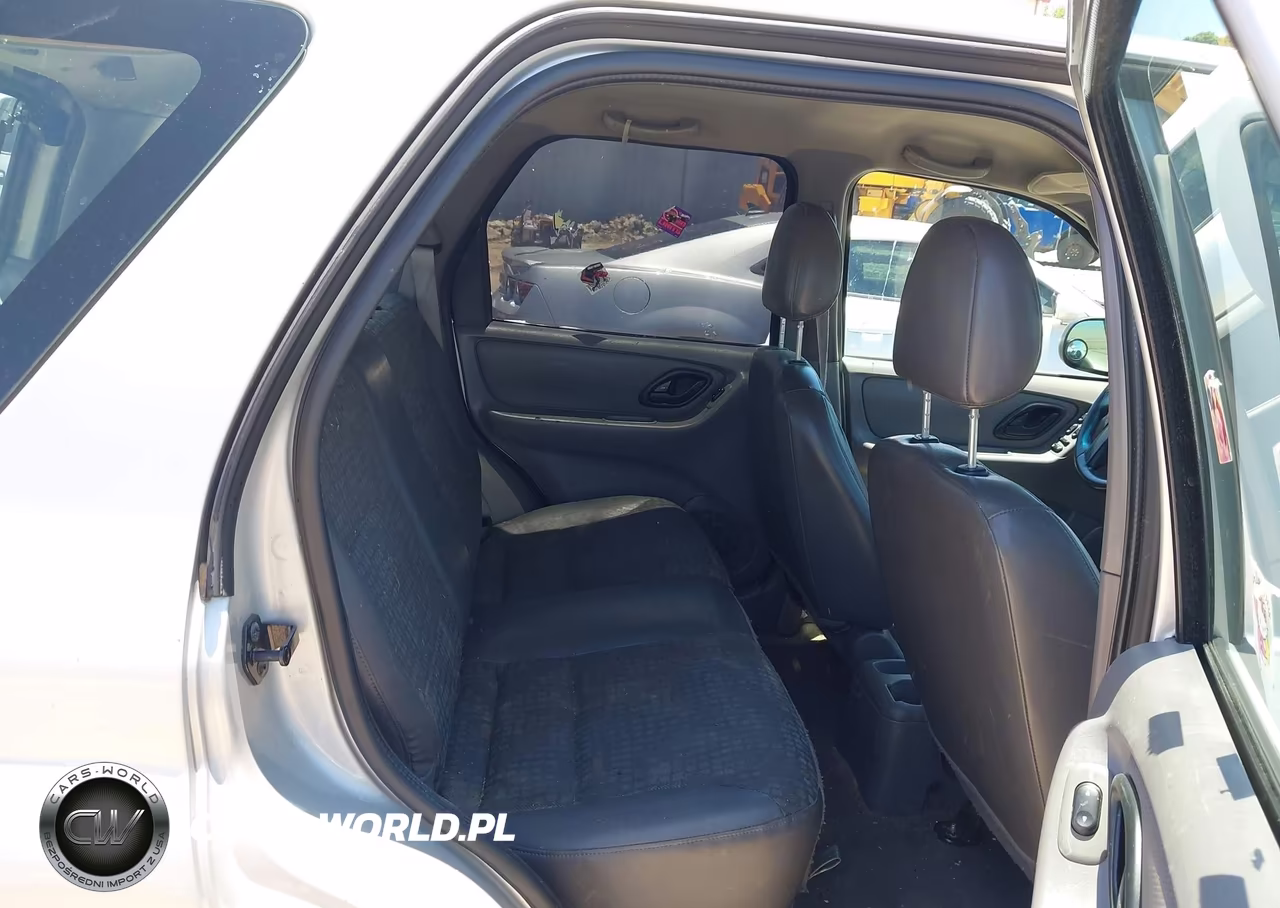 2002 Ford Escape Xls VIN:1FMYU01152KA70448 - 8