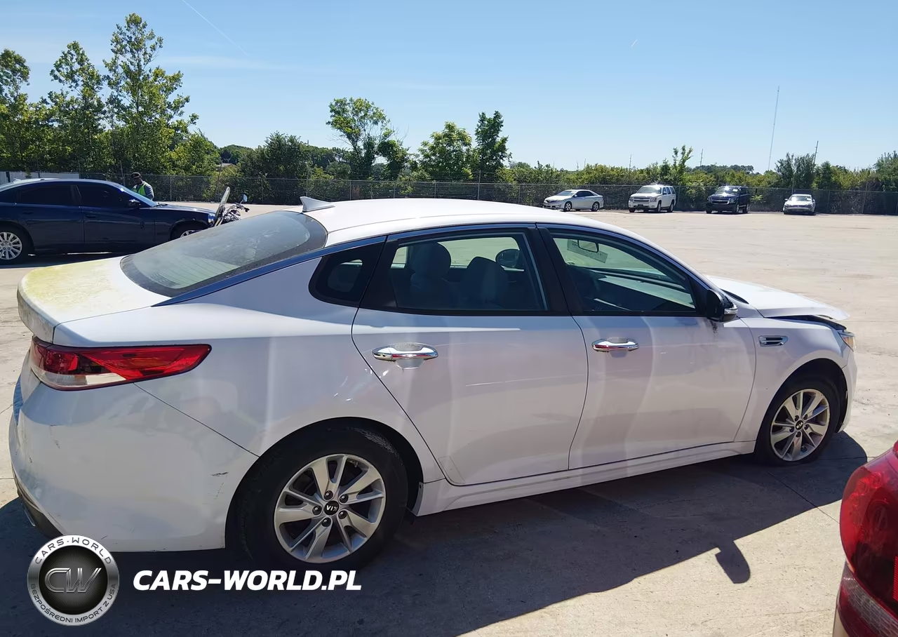 2018 Kia Optima Lx VIN:5XXGT4L37JG249351 - 13