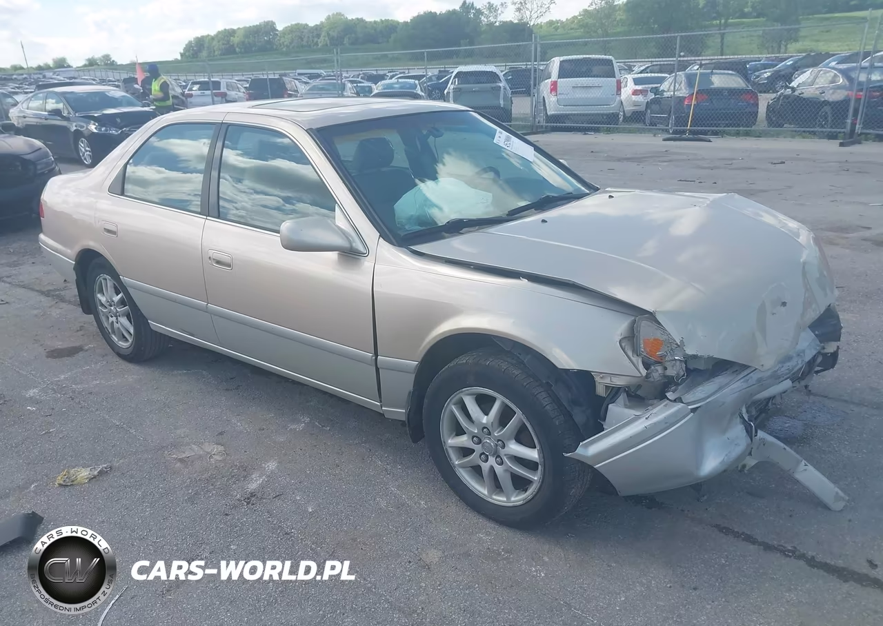 2001 Toyota Camry Le V6 – zdjęcie 1 z 16