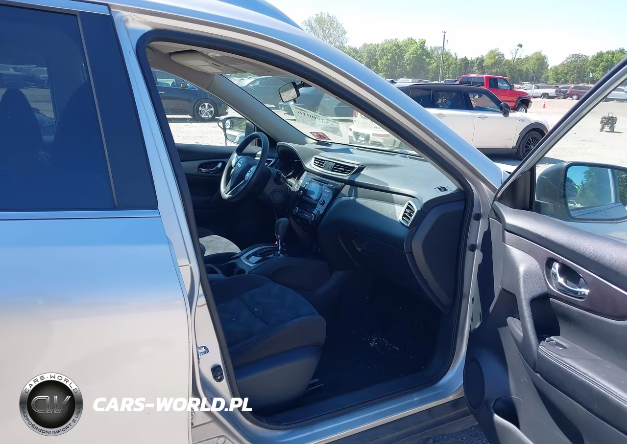 2015 Nissan Rogue Sv VIN:KNMAT2MT1FP575431 - 5