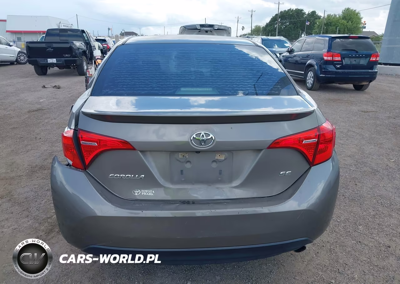 2018 Toyota Corolla Se VIN:5YFBURHE2JP768846 - 16