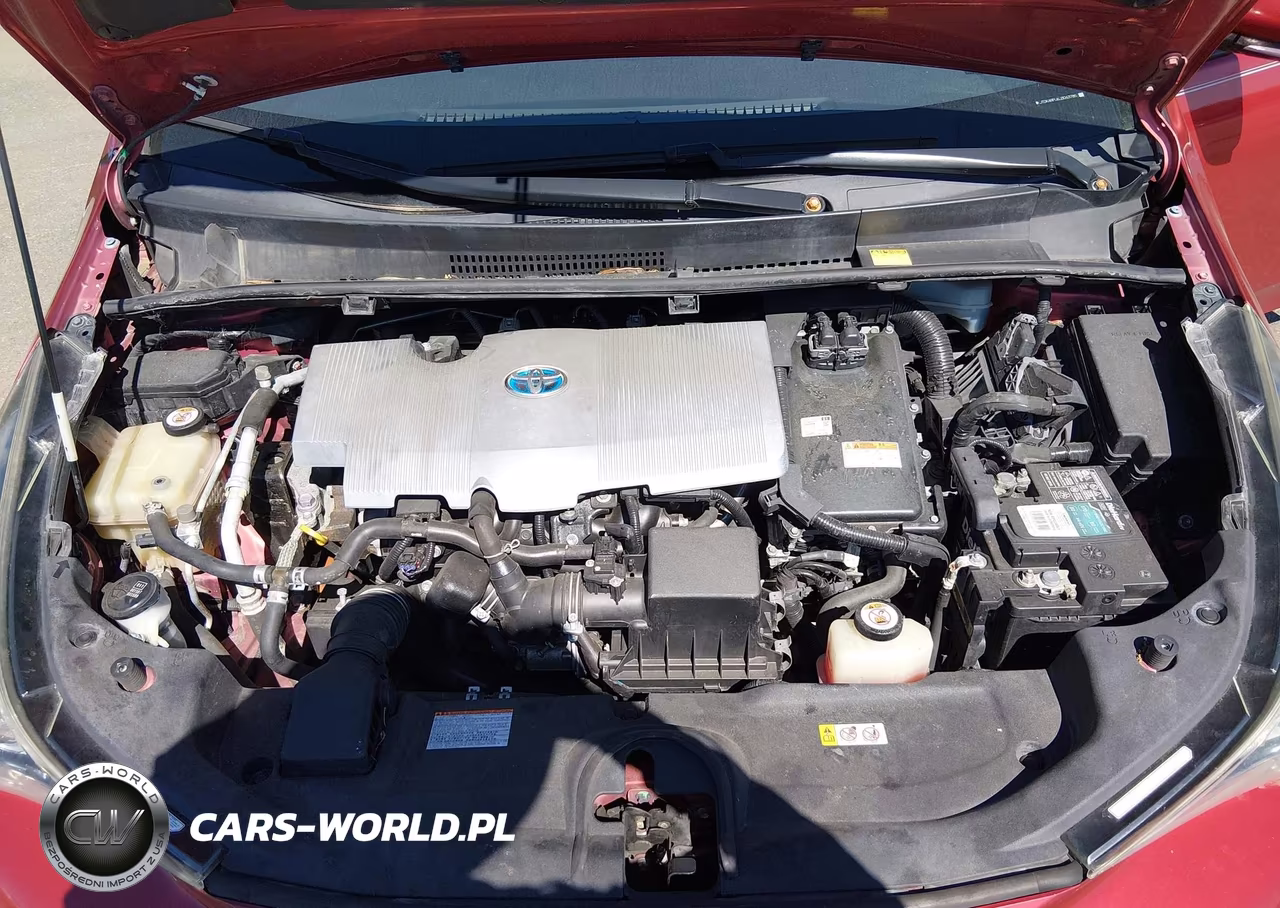2018 Toyota Prius Two Eco VIN:JTDKARFU6J3063785 - 10