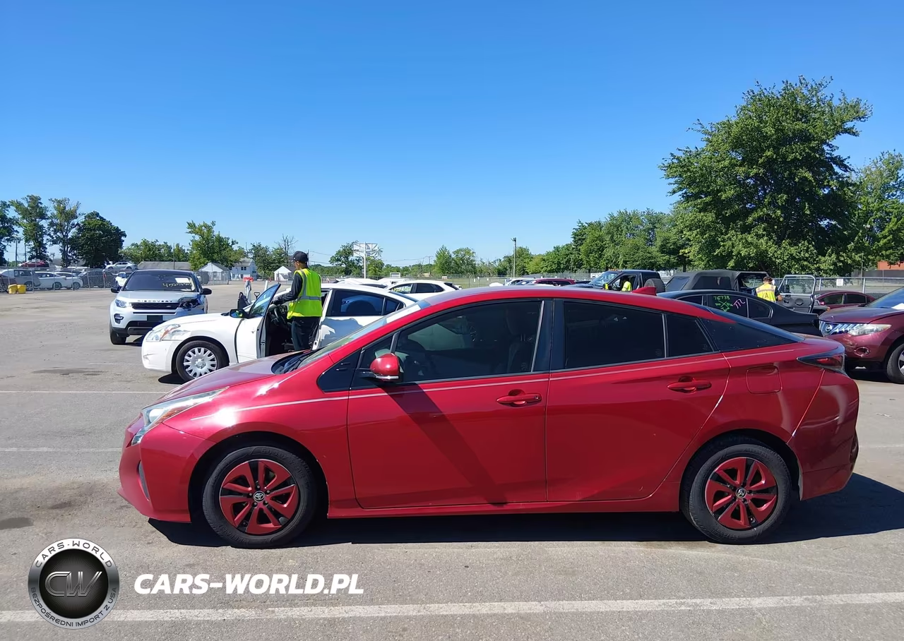 2018 Toyota Prius Two Eco VIN:JTDKARFU6J3063785 - 14