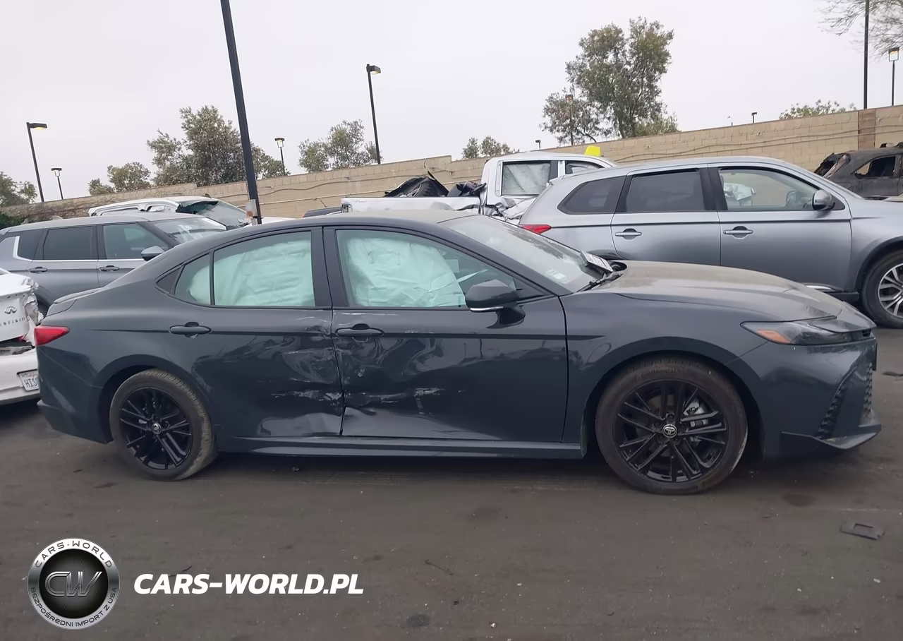 2025 Toyota Camry Se VIN:4T1DAACK1SU623961 - 13