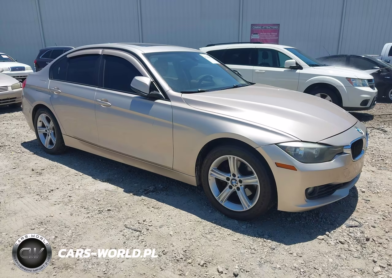 2013 BMW 328I – zdjęcie 1 z 12