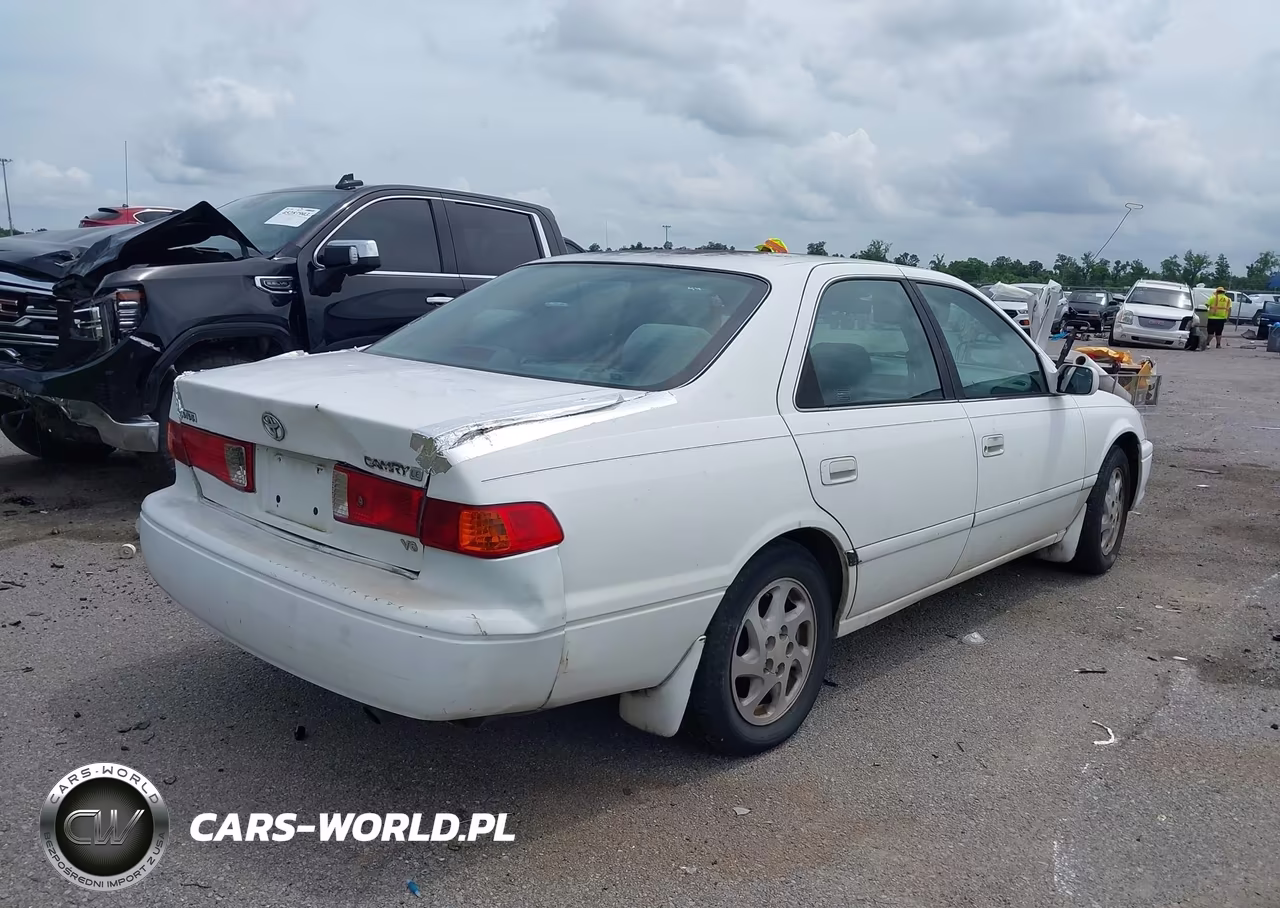 2000 Toyota Camry Le V6 VIN:4T1BF22K7YU948574 - 4