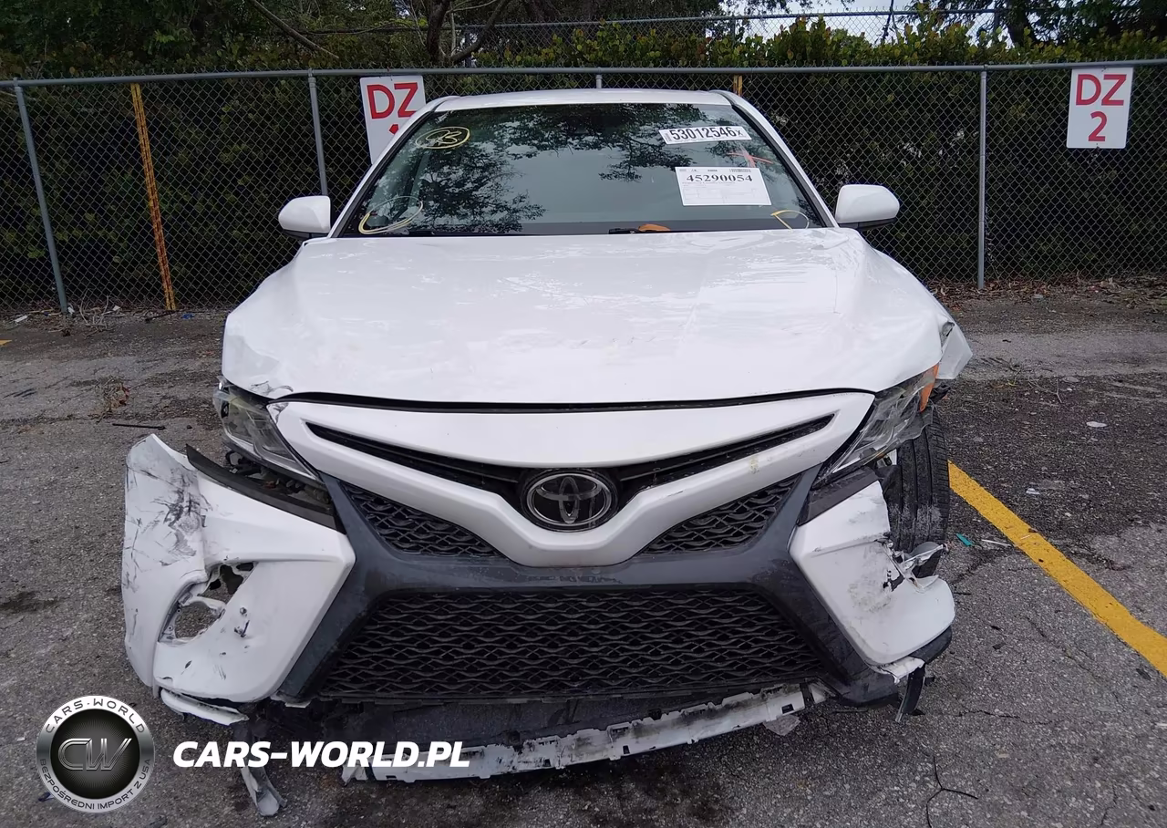 2020 Toyota Camry Se VIN:4T1G11AKXLU900947 - 12