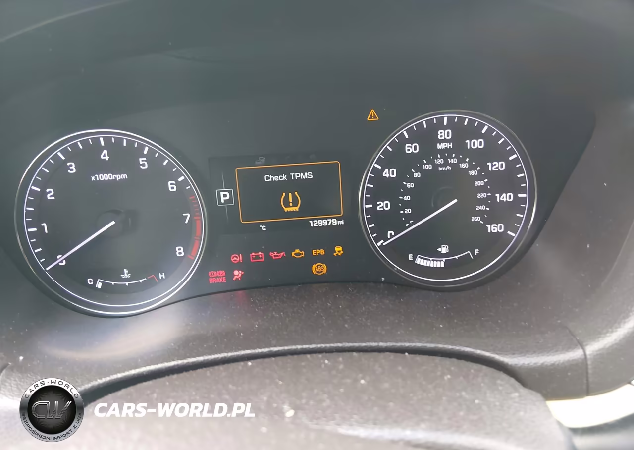 2017 Genesis G80 3.8 VIN:KMHGN4JE9HU176546 - 7