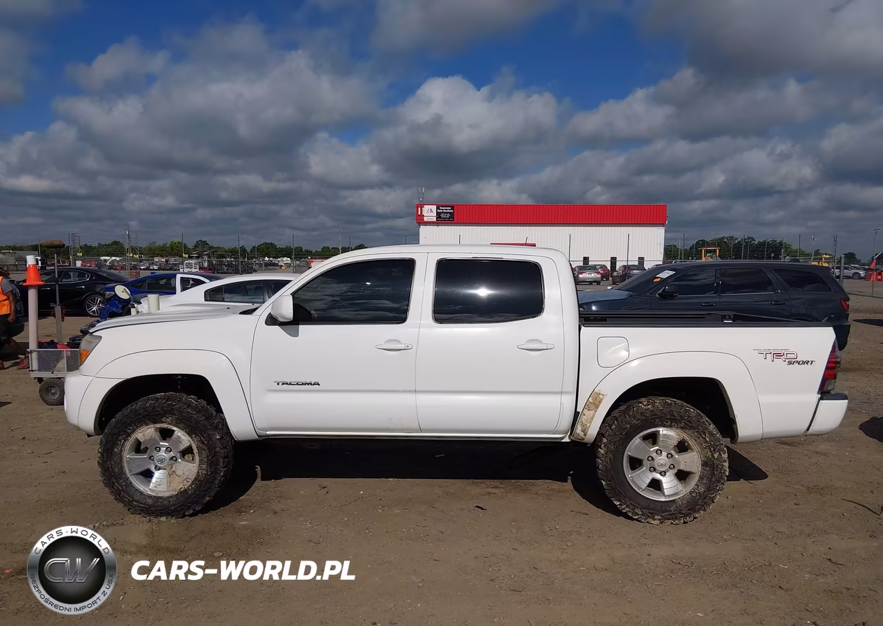 2011 Toyota Tacoma Base V6 VIN:3TMLU4EN9BM061781 - 15