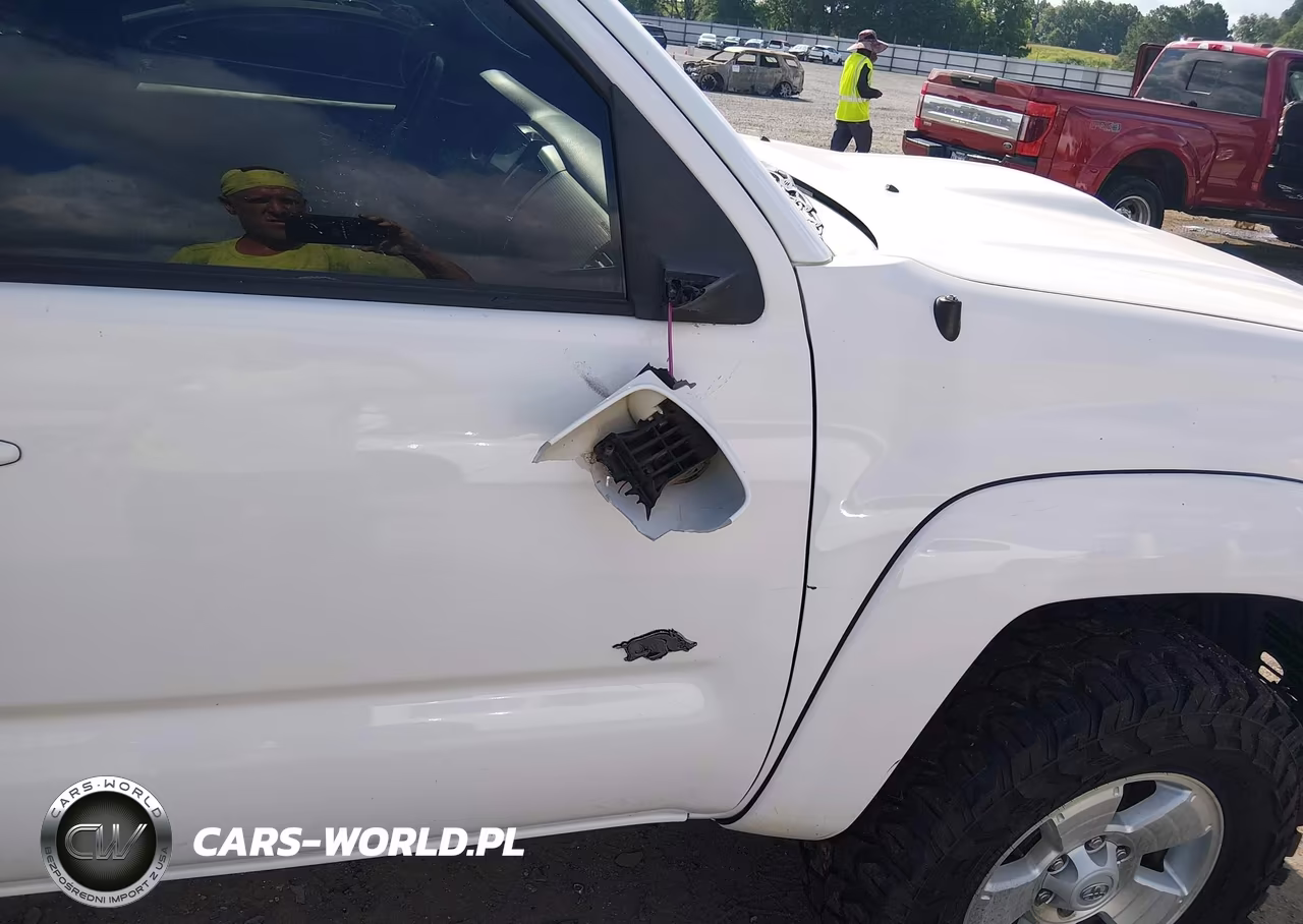 2011 Toyota Tacoma Base V6 VIN:3TMLU4EN9BM061781 - 20