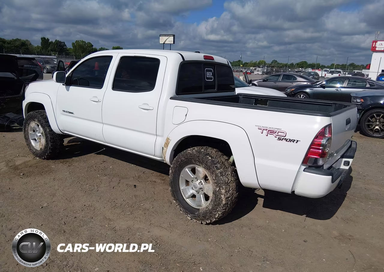2011 Toyota Tacoma Base V6 VIN:3TMLU4EN9BM061781 - 3