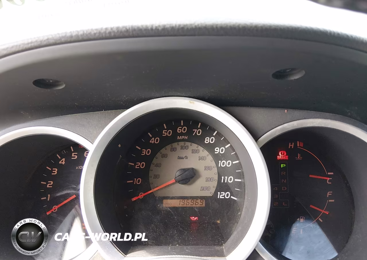 2011 Toyota Tacoma Base V6 VIN:3TMLU4EN9BM061781 - 7