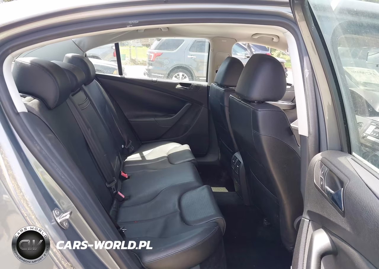 2008 Volkswagen Passat Turbo VIN:WVWJK73C48P047175 - 8