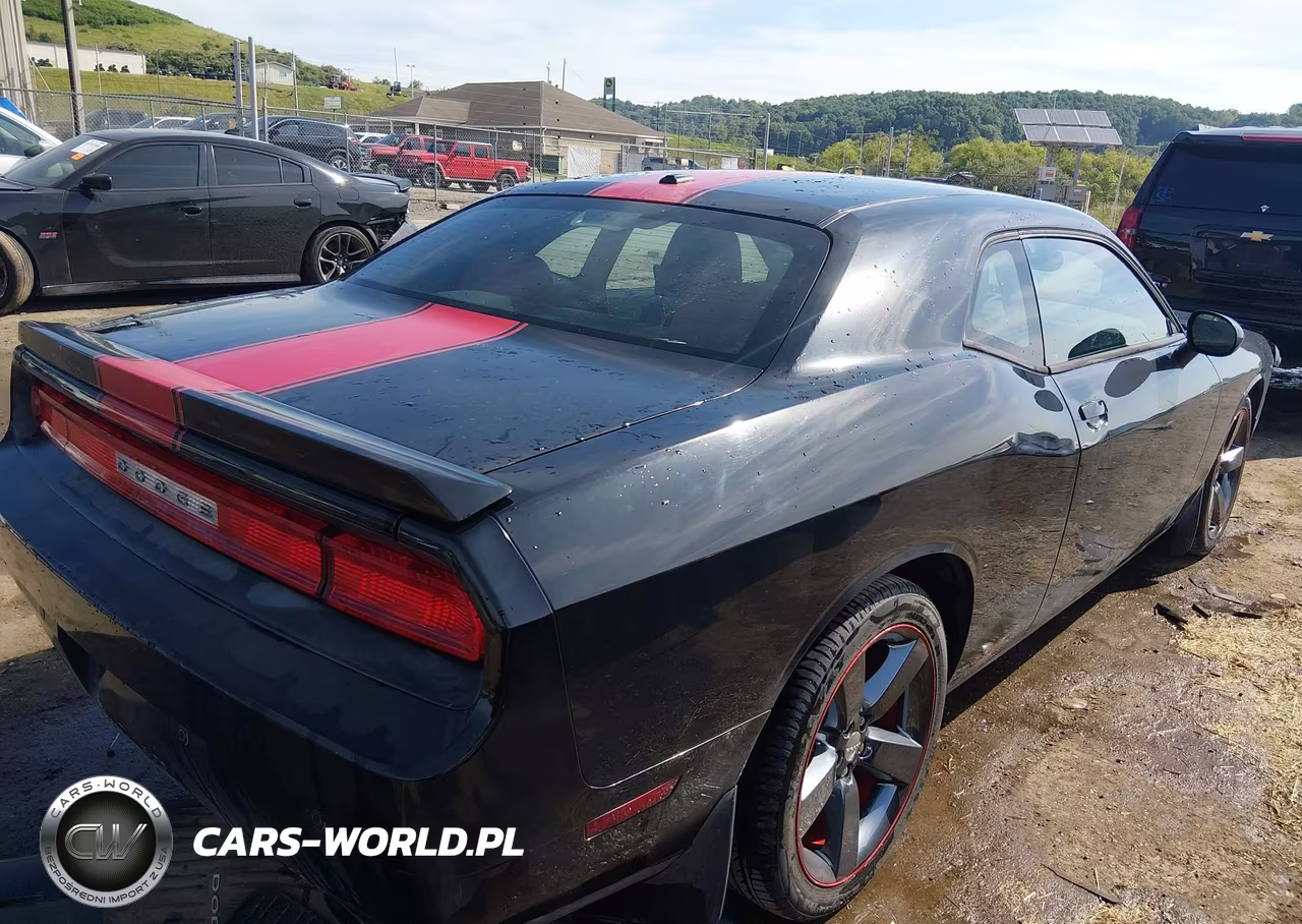 2013 Dodge Challenger Rallye Redline VIN:2C3CDYAG0DH653235 - 4