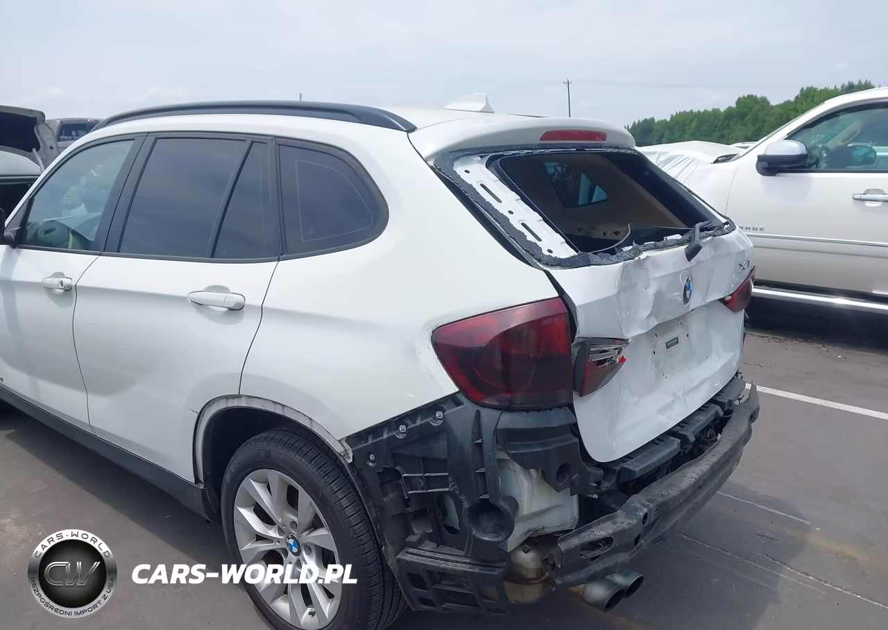 2013 BMW X1 xDrive28I VIN:WBAVL1C50DVR82970 - 13