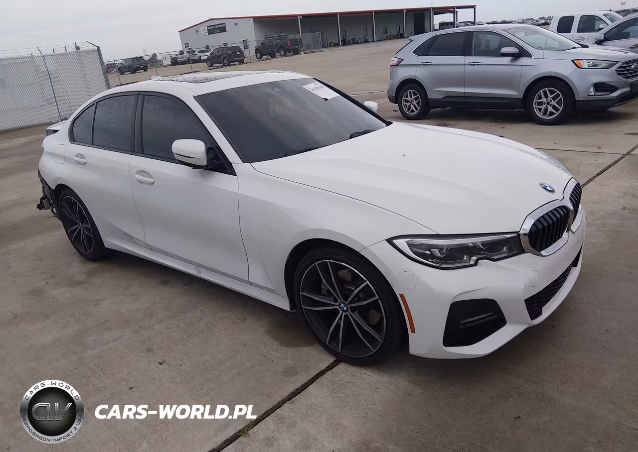 2022 BMW 330I xDrive – zdjęcie 1 z 16