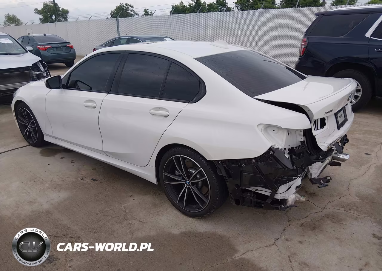 2022 BMW 330I xDrive VIN:3MW5R7J0XN8C77655 - 3