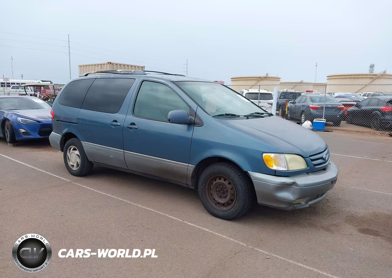 2001 Toyota Sienna Le