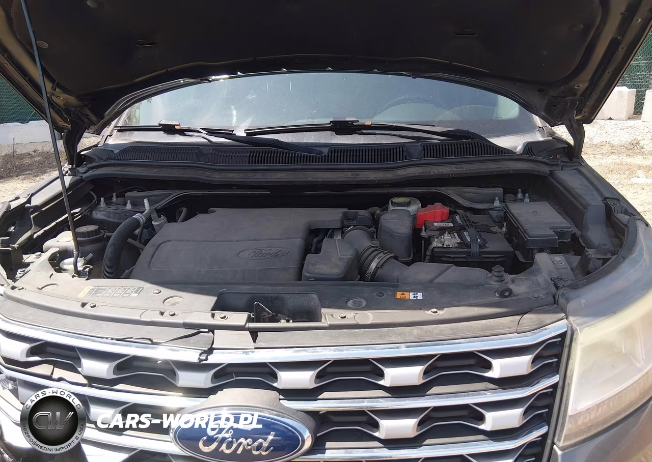 2017 Ford Explorer Limited VIN:1FM5K8F80HGC93084 - 10