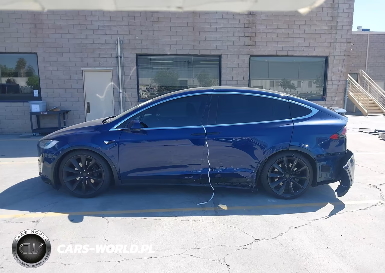 2018 Tesla Model X 100D-75D-P100D VIN:5YJXCBE21JF128634 - 15