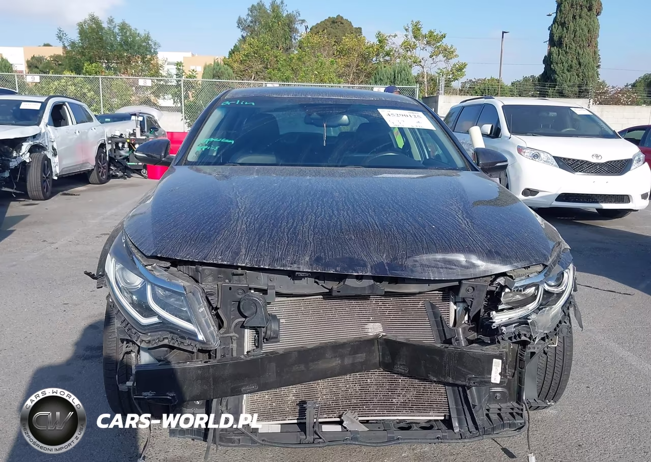 2019 Kia Optima S VIN:5XXGT4L33KG286849 - 13