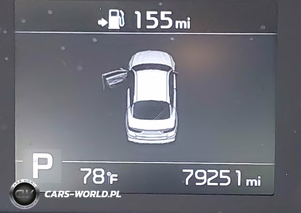 2019 Kia Optima S VIN:5XXGT4L33KG286849 - 16